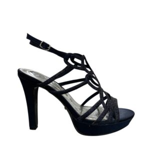 A3256B53EBC0DF73F572730E795CDCEA_ Sandali kiss kriss