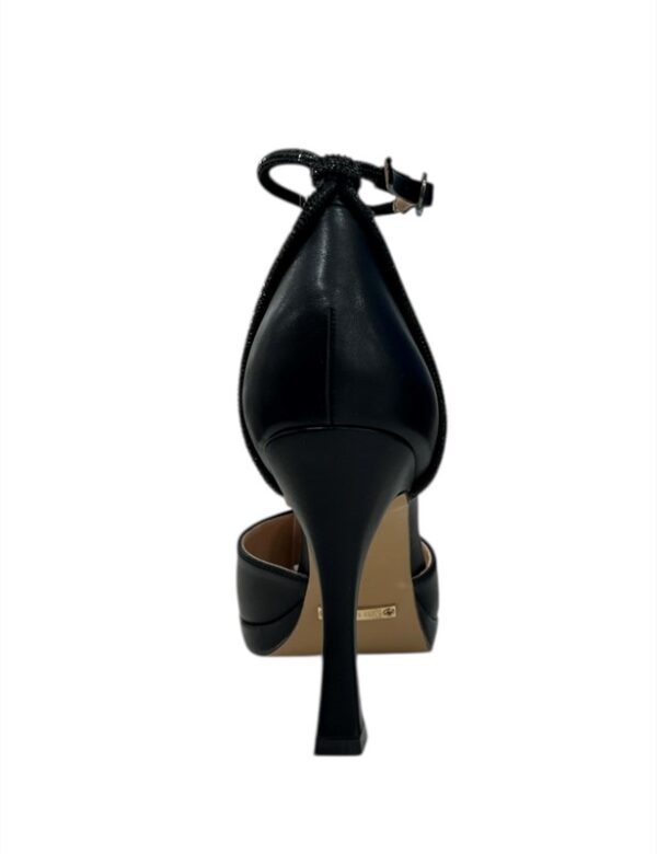 DecollÈttÈ kiss kriss