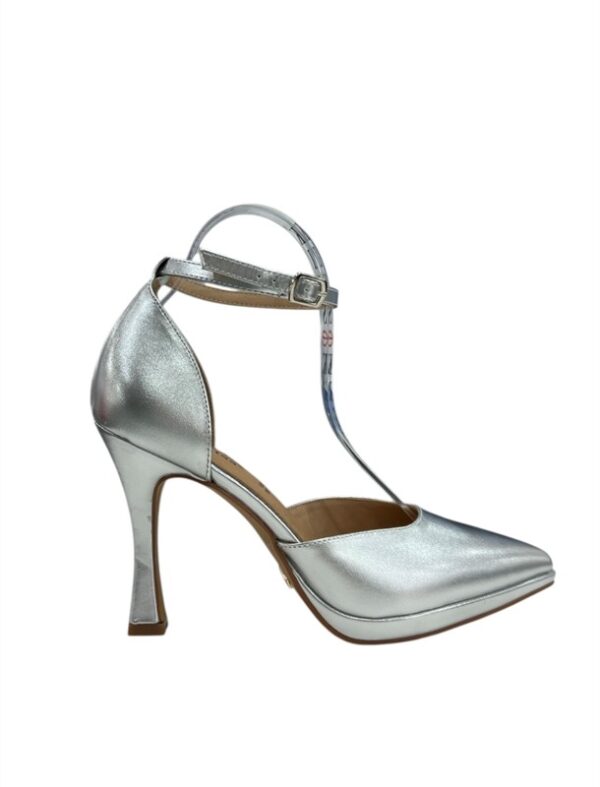 DecollÈttÈ kiss kriss