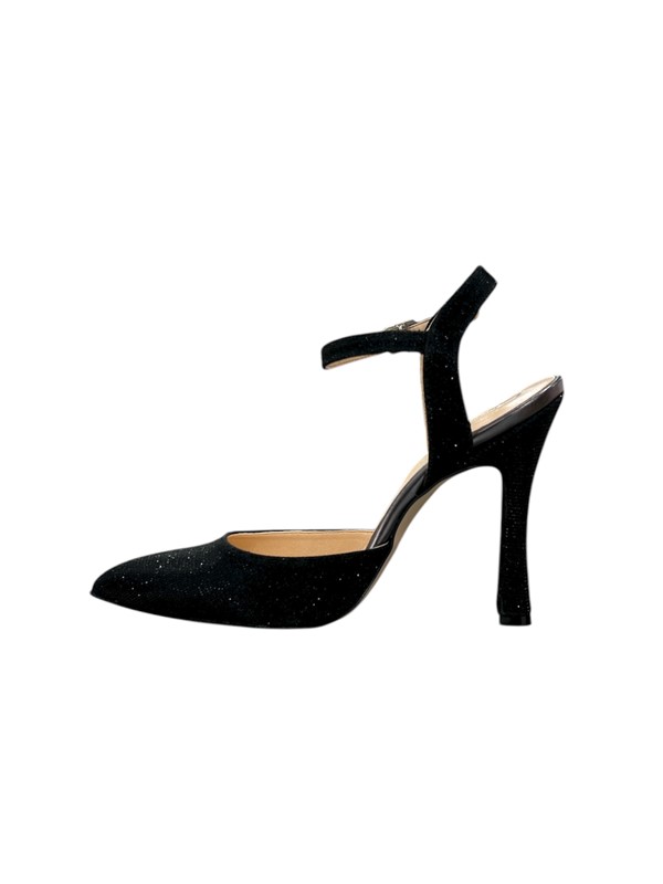 Slingblack kiss kriss