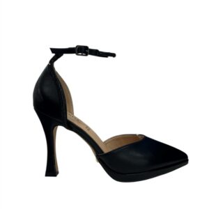 DecollÈttÈ kiss kriss