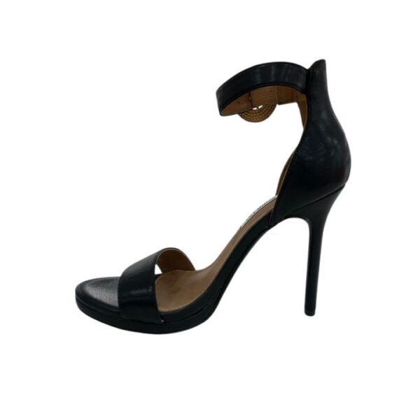 Sandali solo soprani