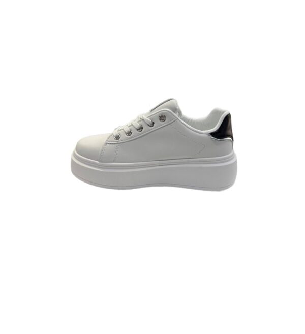 Sneakers icon