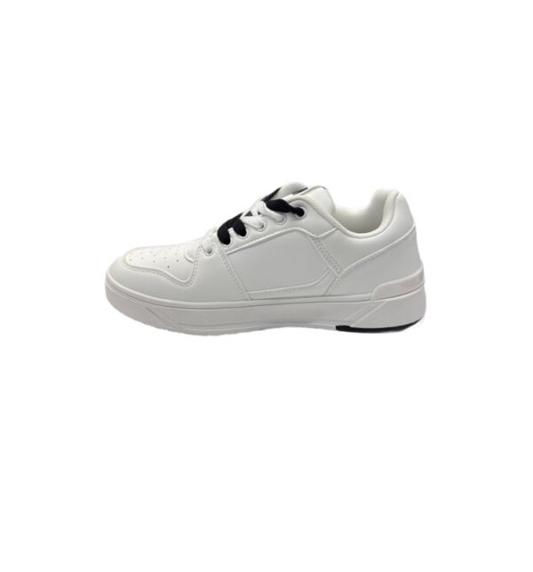 Sneakers icon