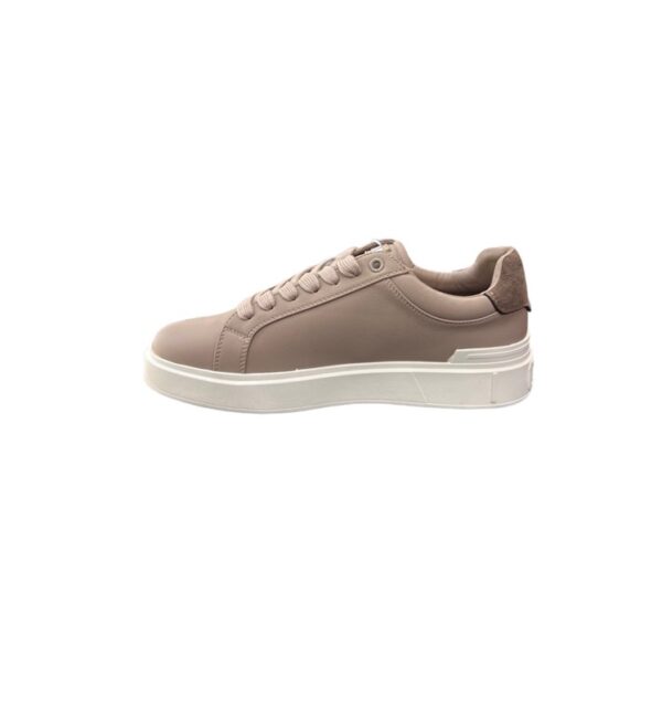 Sneakers icon