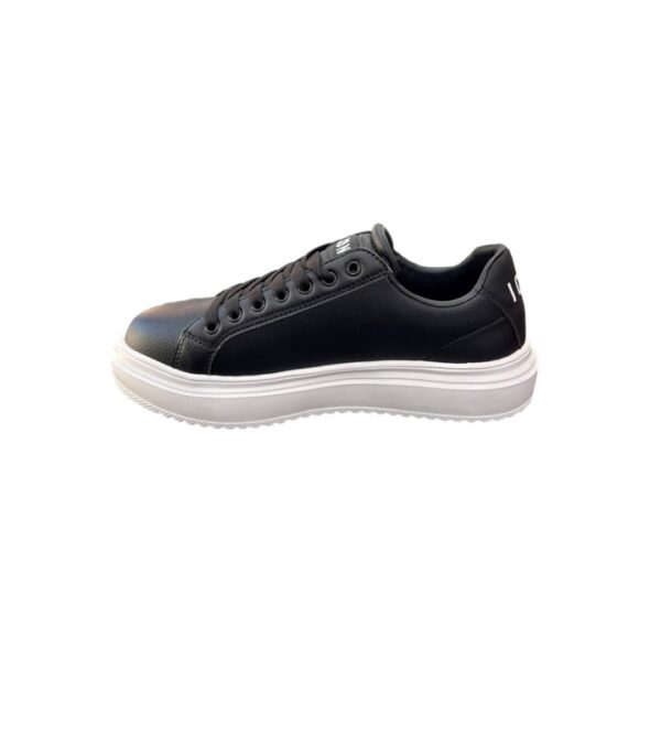 Sneakers icon