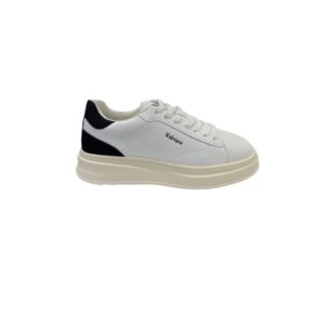 Sneakers refrigue